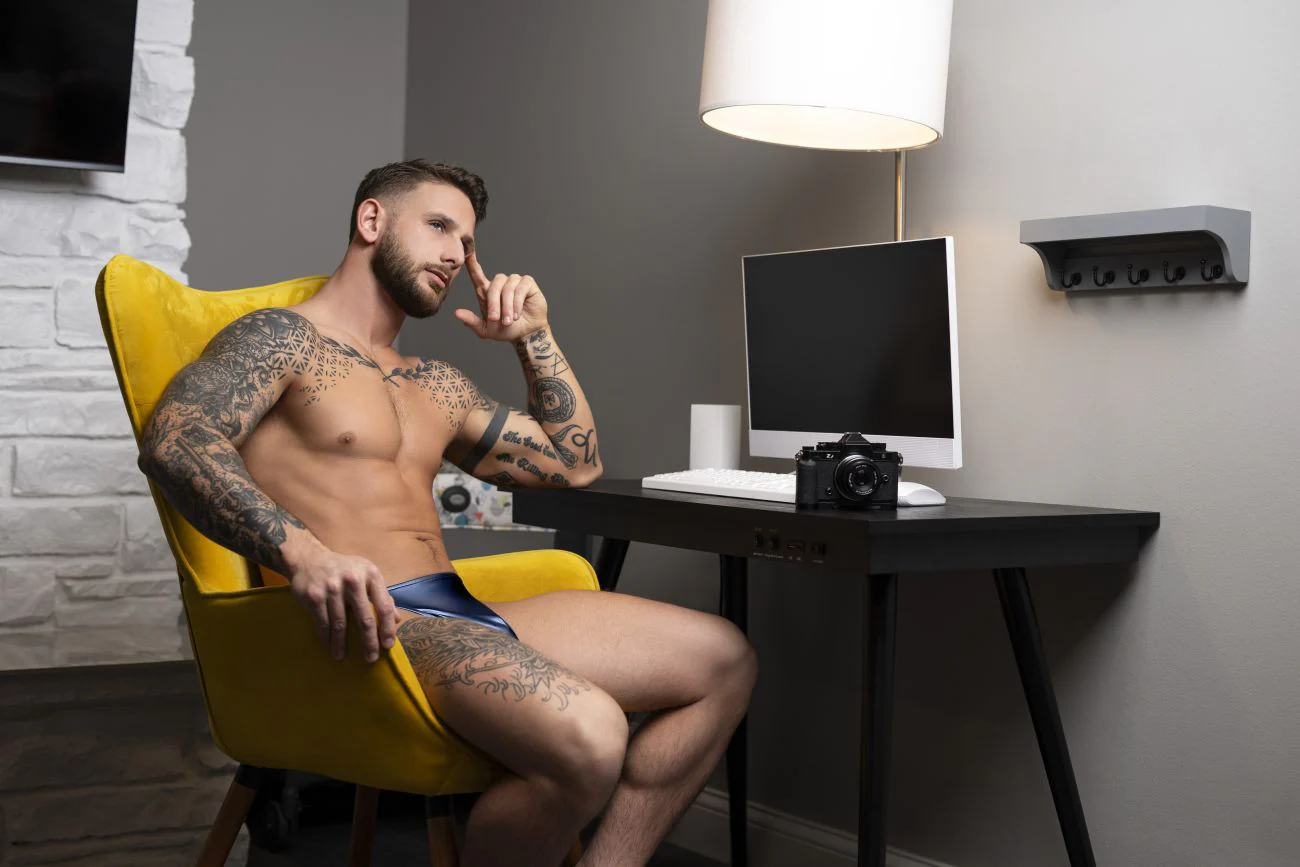 Male Power 442-301 Liquid Onyx 2.0 Bong Thong Color Blue - Image 9